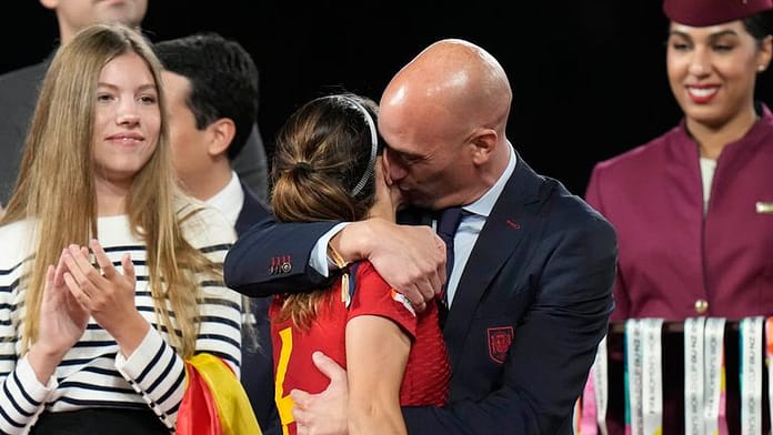 FIFA suspends Spanish soccer chief over Hermoso kiss